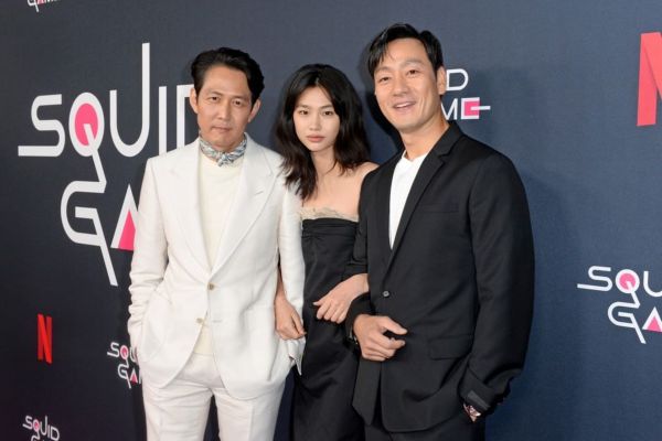 Lee Jung Jae, Jung Ho Yeon und mehr begeistert für die SAG Awards 2022