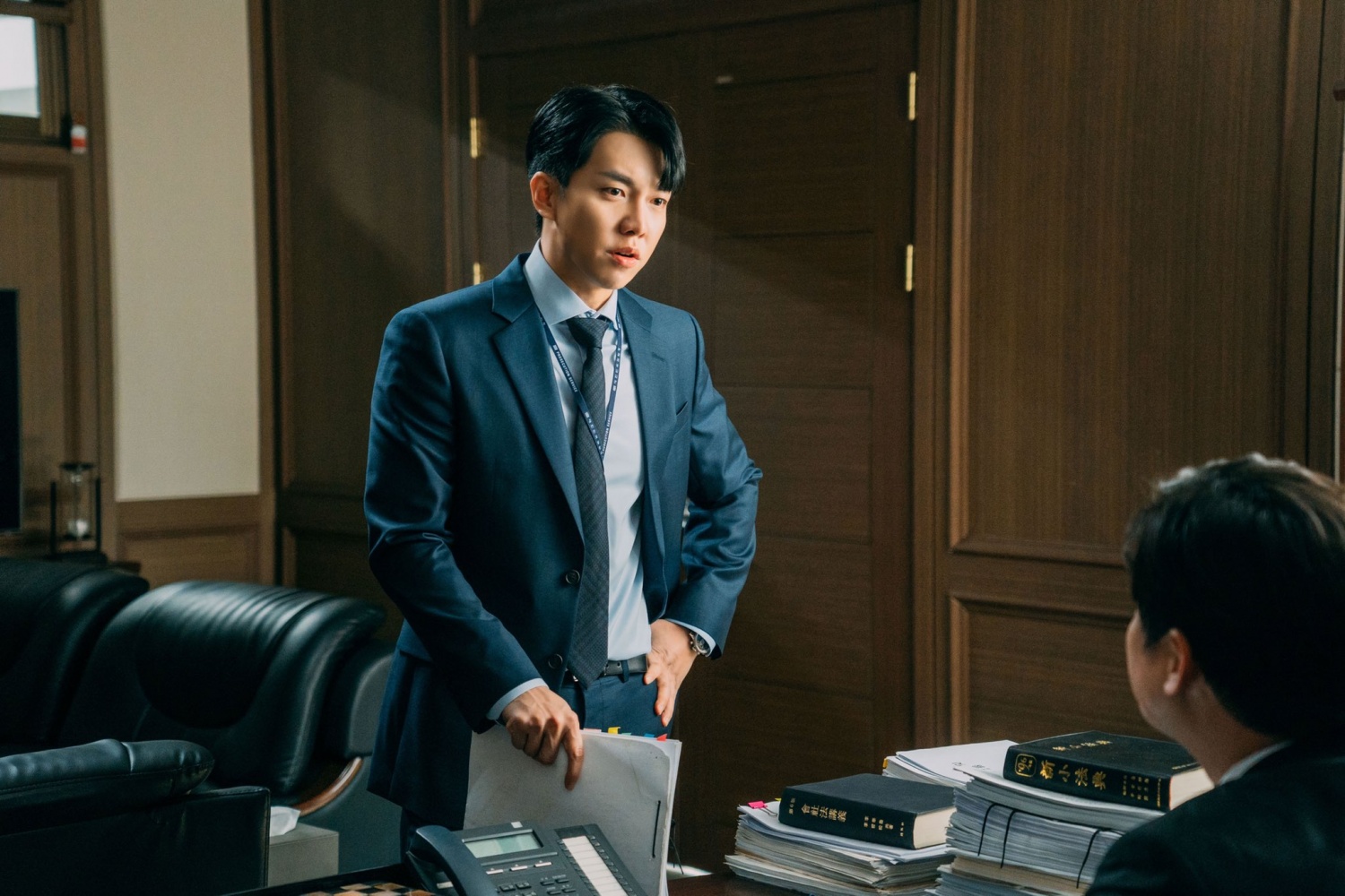 Lee Seung Gi hat die Dreharbeiten zur SBS-Reality-Show aus diesem Grund vorübergehend eingestellt