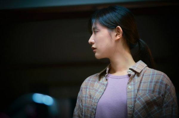 „My Liberation Notes“ Folge 6–10: Kim Ji Won erfährt etwas über die dunkle Vergangenheit von Son Seok Koo