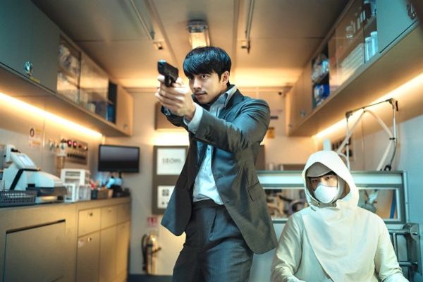 Science-Fiction-Film Seobok veröffentlicht Poster mit Gong Yoo und Park Bo Gum