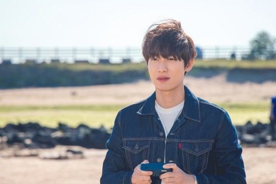 Kwon Hwa Woon als Indie-Sänger in neuer Drama-Serie 'Check The Event'